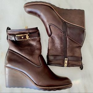 Tory Burch Primrose brown Leather & shearling Wedge Booties-Never Worn w/Box